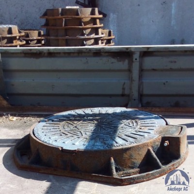 Люк чугунный канализационный тяжёлый тип "Т" С250 купить в Казахстане