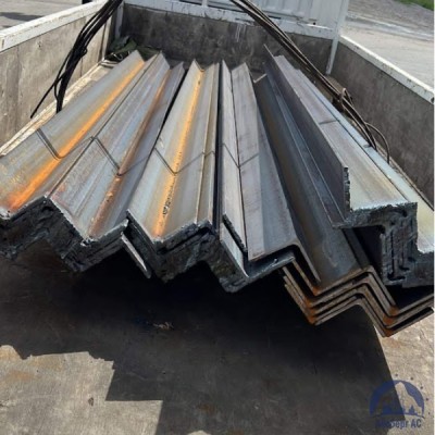 Уголок стальной равнополочный 200х200х13 мм С345 ГОСТ 8509-93 купить в Казахстане