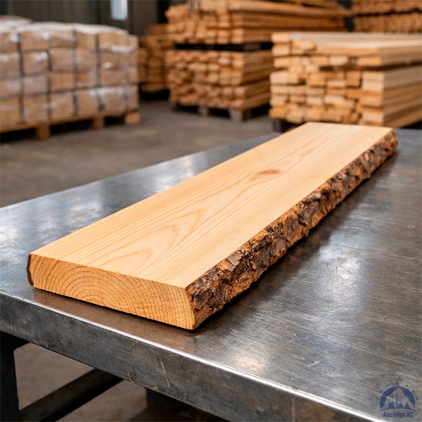 Доска необрезная 25х120 мм лиственница сорт 2