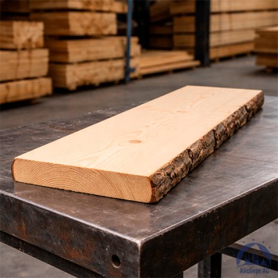 Доска необрезная 25х200 мм лиственница сорт 2 купить в Казахстане