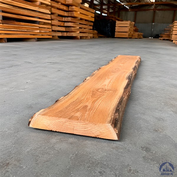 Доска необрезная 30х150 мм лиственница сорт 1