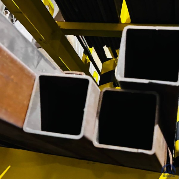 Труба профильная 100х100х8 мм ст 20