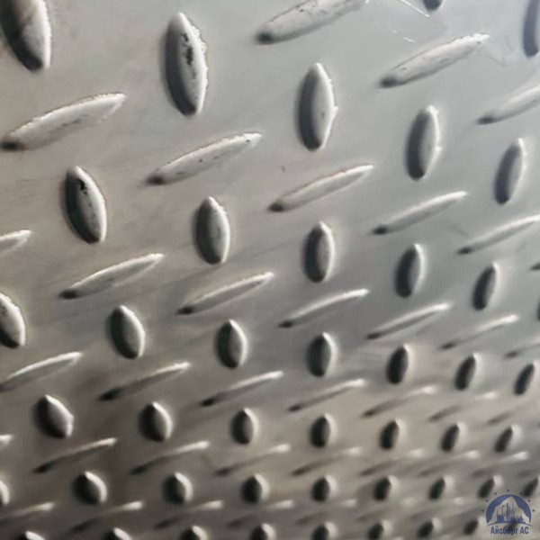 Лист нержавеющий рифлёный 0,8х1000х2000 2В 12Х17 чечевица