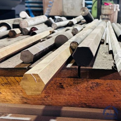 Шестигранник латунный 45 мм ЛС59-1 ГОСТ 2060-2006 купить в Казахстане